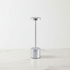 Luminária de Mesa em Led Recarregável Prata Modelo Orbi