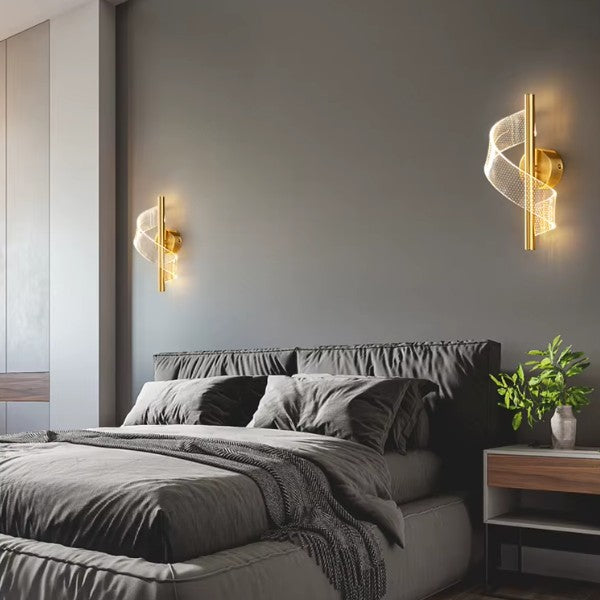 Luminária de Parede Decorativa Dourada Spira