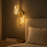 Luminária de Parede Decorativa Dourada Spira